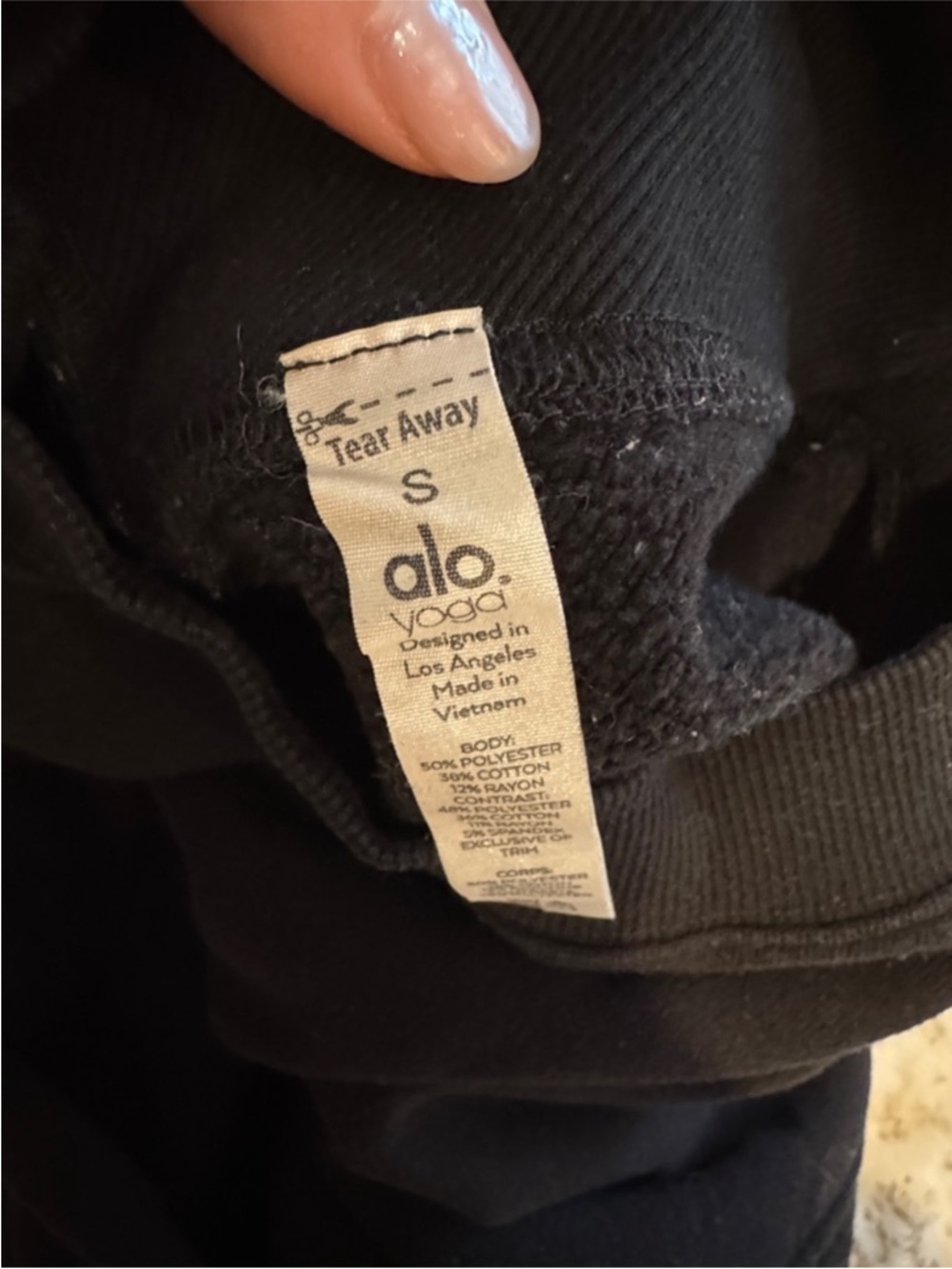 ALO Yoga Black Pullover Sweatshirt - Picture 2 of 2